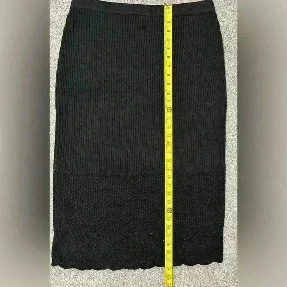 NWT House of Harlow 1960 Black 2 Piece Crochet Cropped Tank and‎ Midi Skirt Sz L - Picture 11 of 13